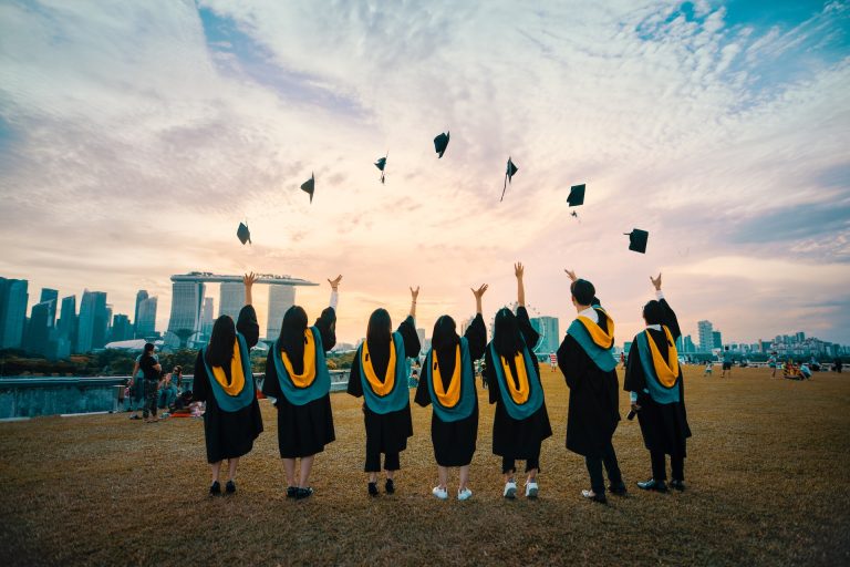 Membangun Masa Depan Bersama: Peran Alumni Administrasi Bisnis Universitas Diponegoro